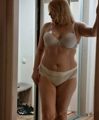 Алиночка, 38 лет, 4 размер груди